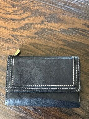 Fossil Black Leather Bifold Wallet with Contrast Stitching